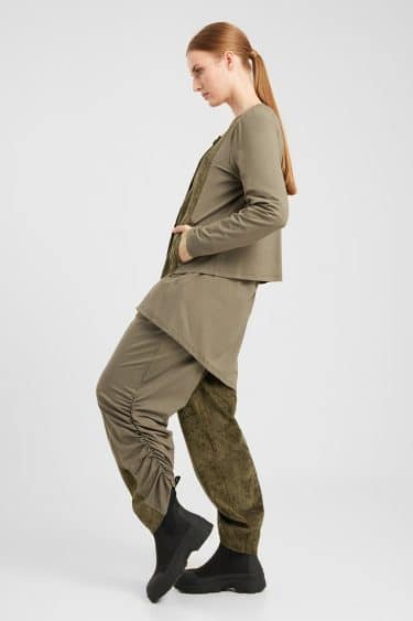 Trousers with corduroy fabric, gathered side seams, viscose jersey contrast, elasticated back, hook and eye closure ? Elsewhere Fashion