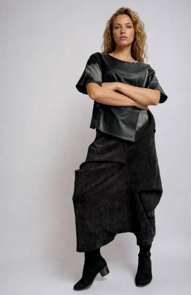 Low Crotch Pants with irregular pleats, diagonal line fly, abbreviated trousers, elasticated back ? Elsewhere Fashion