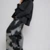 Linen blend trousers with vegan leather contrast pockets ? Elsewhere Fashion