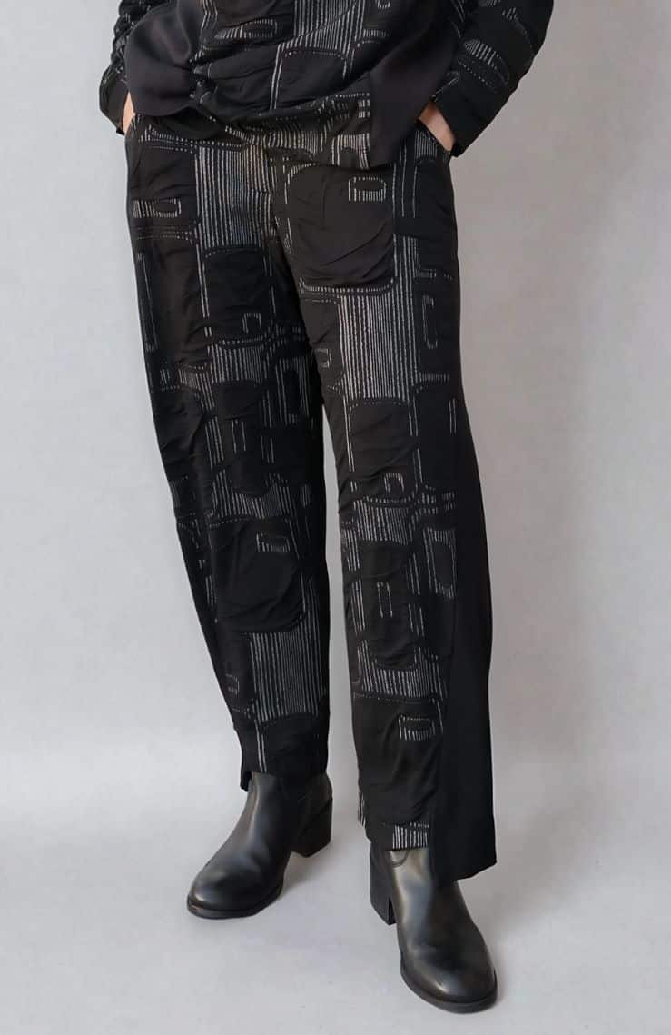 Round trousers with front slit detail and elastic back – Elsewhere Fashion